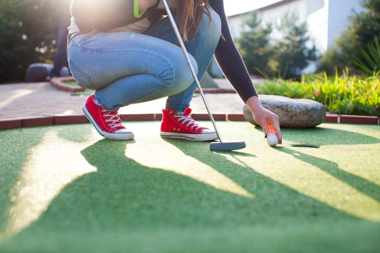 Adventure golf